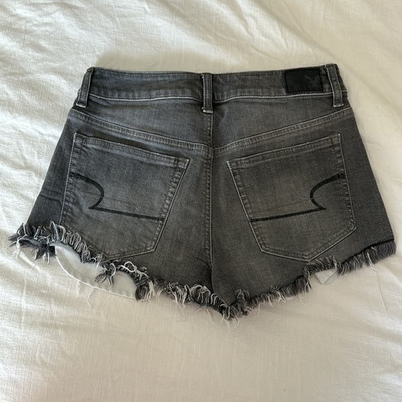 AE Shorts - Picture 2 of 2